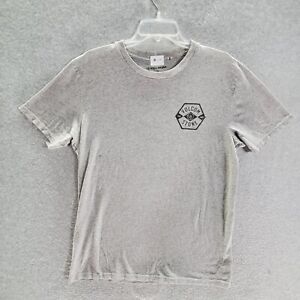 Volcom Regular Size L T-Shirts for Men with Graphic Print for sale 