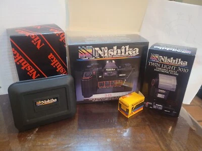 【COMO NUEVO en CAJA] 📷 Cámara cuadrascópica estéreo 3D Nishika N8000 35 mm de JAPÓN Foto 1 de 4