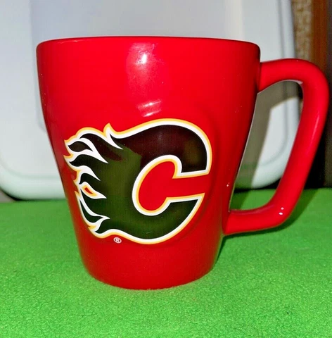 Calgary Flames Ceramic NHL Hockey Coffee Beverage Sculpted Mug 16 ounce WIDETOP Cover