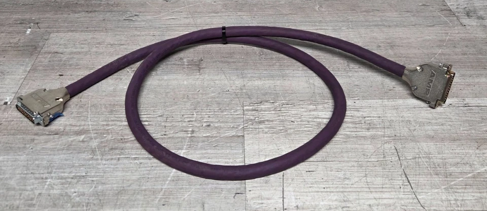 Cable serpiente audio AES macho Belden 7880A 8PR26 DB25 a DB25 púrpura - (4 pies) Foto 1 de 1