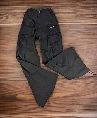Nike женщин черный свободного кроя мешковатые брюки размер XS грузовой карман новый с Ярлыками эластичный пояс молнии - Изображение 1 из 4