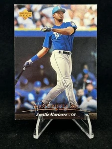 KEN GRIFFEY JR 1995 Upper Deck #100 HOF MLB Seattle Mariners - Picture 1 of 13