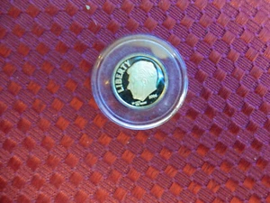 Ronald Reagan Silver Dime - Picture 1 of 5