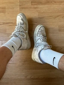 Viel gebrauchte & getragene used Nike Air Force 1 Low Jewel, Gr. 44 - Bild 1 von 16