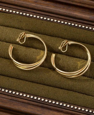 Pendientes de aro con clip colgantes tono dorado gruesos redondos gruesos Foto 1 de 4