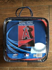 Los Angeles Angels Supersized Supersoft Royal Plush Raschel Blanket MLB licensed - Picture 1 of 7