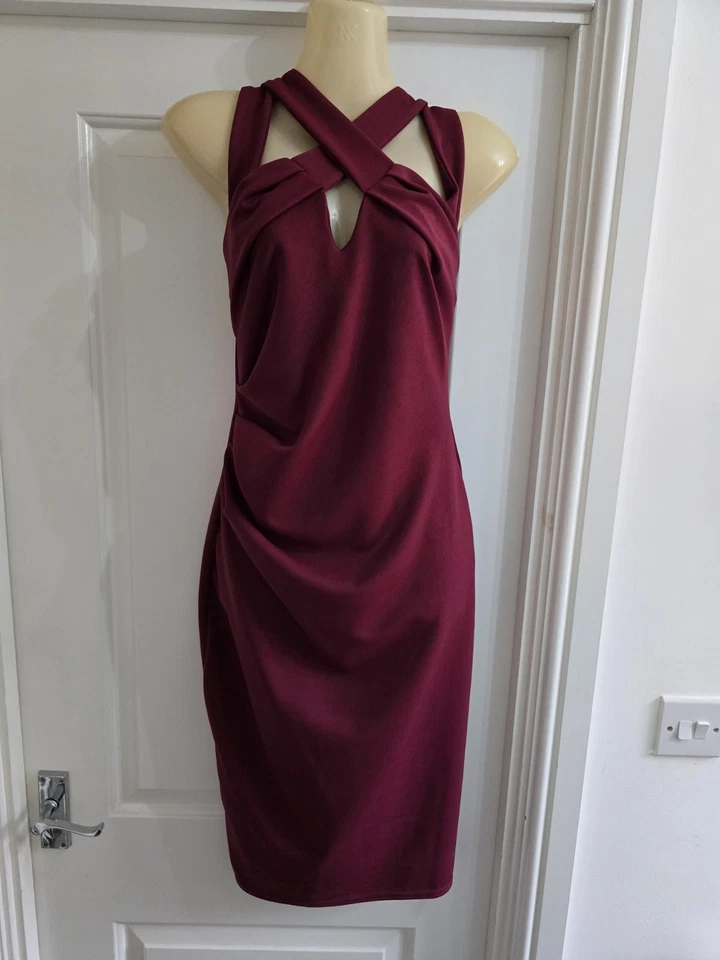 Gorgeous Cocktail Dress Size 14. Ideal for Christmas Party New Year. Worn Once - Image 1 of 4