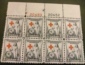 U.S. 2¢ Red Cross Issue Plate Block Of 8 Stamps Sc.702 MNH 1931 - Picture 1 of 2