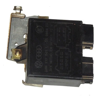 VW Jetta MK3 módulo de alarme antirroubo computador com suporte 1HM 937 045 L FABRICANTE DE EQUIPAMENTO ORIGINAL usado - Imagem 1 de 4