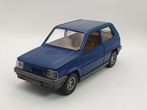 Fiat Panda Burago 1/24 - Picture 1 of 6