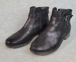 YUU Ankle Boots Sazzi Black Faux Leather Zip Buckle Womens Size 10W - Picture 1 of 13