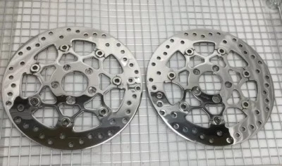 HARLEY FRONT  rotord TRI GLIDE FREEWHEELER TRIKE POLISH TOURING 41500068 Outrigh - Image 1 of 4