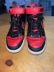 Nike Size 7 (GS) - Nike Court Borough 2 Mid Bred red/black basketball sneaker - Picture 1 of 4
