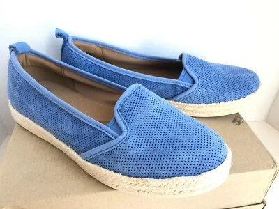 Clarks Azella Major OrthoLite Leather Blue PERFORATED Flats Slip On Sz 7.5 W - Image 1 of 4