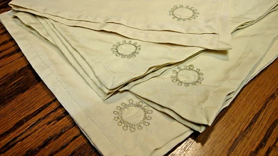 Set 4)  Hand-Made All Occasion Gold w/Gold Accent 20"x20" Napkins~ Ornate    889 - Image 1 of 4