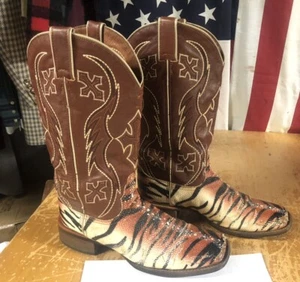 Nocona Tiger Stripe Sting Ray Print Cross Square Toe COWBOY BOOTS Womens 9B Used - Picture 1 of 15