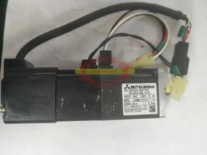 Servomotor Mitsubishi HC-KFS13BL-S16 USADO 1 PIEZA probado en buen estado - Imagen 1 de 1
