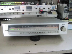 SINTONIZZATORE  PHILIPS  P 2213   AM  FM     USATO   VINTAGE - Foto 1 di 3