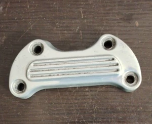 Harley Davidson SOFTAIL SPORTSER Dyna Chrome Upper Handlebar Clap No Nuts Bolts - Picture 1 of 2