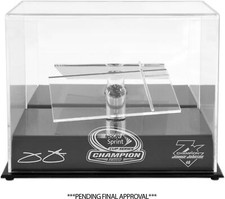 Jimmie Johnson 2016 Sprint Cup Champion 1: 7-Time Champion Die-Cast Display Case