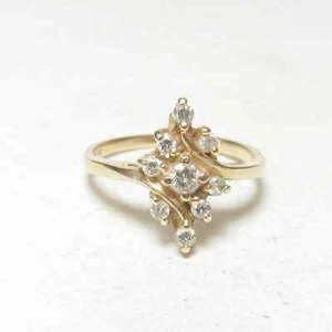 1 Ct Round Cut Lab Created Diamond Women's Cluster Ring 14K Yellow Gold Plated - Picture 1 of 5
