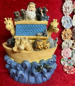 Noah's Ark Bank Resin Noah and Cute Animals with Waves - Picture 1 of 11