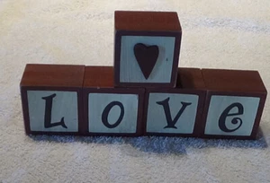Valentines Square Cube's With Love & Heart Symbol - Picture 1 of 5