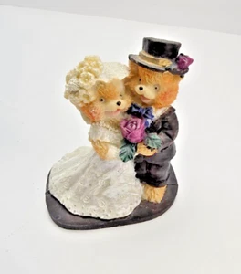 Adorable Teddy Bear Wedding Cake Anniversary Topper Bride & Groom with Flowers - Afbeelding 1 van 4