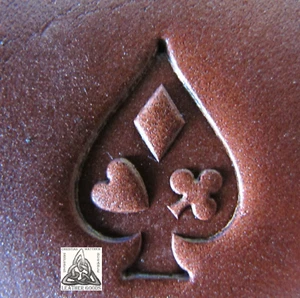 Discontinuado Craftool Co. EE. UU. Símbolo de tarjeta de pala Herramienta de sello de cuero de 3/4" 8203 - Imagen 1 de 3