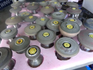 BORAZON (DIAMOND)GRINDING WHEEL w/1.250" R.H SPINDLE ADAPTER - Picture 1 of 7