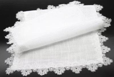 MANOR LUXE VICTORIAN LACE TRIM TABLE RUNNER 16" x 36" WHITE BRAND NEW - Image 1 of 2