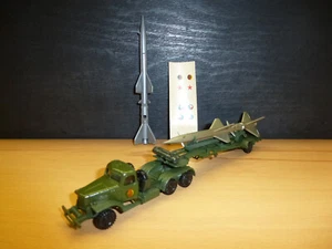 ESPEWE: ZIL-Transportfahrzeug mit Boden-Luft-Rakete + Rakete extra !!! - Bild 1 von 8