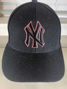 MLB Major League Baseball New York Yankees Hat Black w/ Pink Glitter Cap - Picture 1 of 9