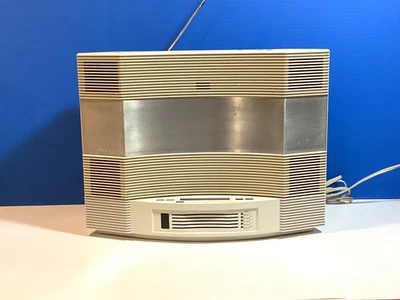 Sistema de música Bose Acoustic Wave + cambiador acústico de 5 discos múltiples - PROBADO - ¡LEER! Foto 1 de 4