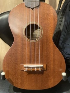 Luna Lc-1 Concert Size Ukulele - Picture 1 of 9
