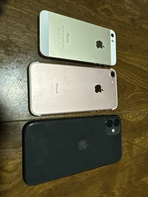 iPhone 8, 7, 5 (Not Working Selling For Parts ) - Image 1 of 4