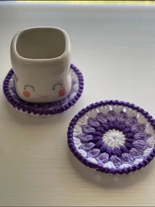 Fatto a mano - Set di 2 sottobicchieri stile fattoria all'uncinetto decorazione cucina viola - Foto 1 di 6