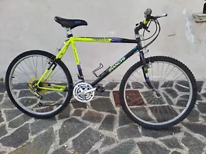 Bici MTB BIANCHI PREDATOR SHIMANO vintage mountain bike. V=49; O=57. Ruote da 26 - Foto 1 di 24