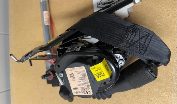 Cinturón de seguridad delantero derecho Kia Sportage 2017-2022 negro pasajero Foto 1 de 1