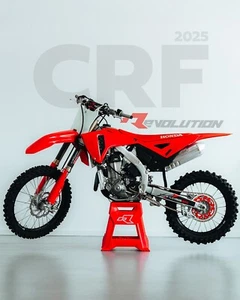 HONDA CRF 250R 2025 2026 Compatible Plastic Kit - RTECH REVOLUTION RESTYLING - Picture 1 of 13