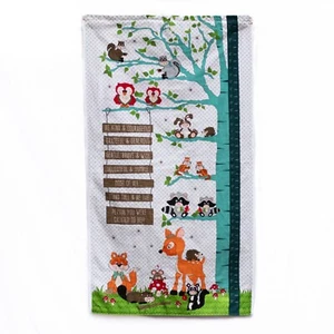 Handgesteppte Baby Wachstumstabelle Textil Wandbehang niedlich skurril Kinderzimmer Dekor - Bild 1 von 12