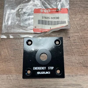 OEM Suzuki Not-Aus-Bedienfeld 37825-92E00 Notschalttafel Panel Emergency DF140 - Picture 1 of 3