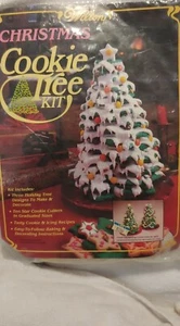 Wilton Cookie Tree Kit Make Festive Christmas Tree with Cookies 10 Piece Kit. - Picture 1 of 7