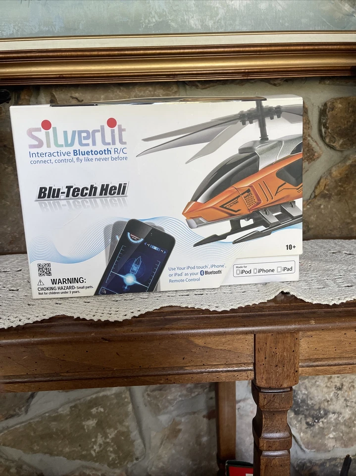 Silverlit Interactive Bluetooth R/C Blu-Tech Heli BSH-A B4620 Opened - Image 1 of 4