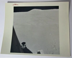 Original NASA APOLLO 15 Foto "A Kodak Paper" ASLEP SET-UP by MOUNTAIN - Bild 1 von 6