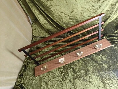 Perchero Midcentury Vintage diseño teca diseño danés armario de pared Foto 1 de 4