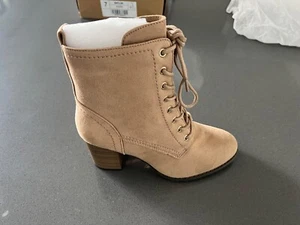 Journee Collection Womens Baylor Taup Combat & Lace-up Boots Size 7 - Picture 1 of 7