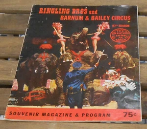Programme de Ringling Bros and Barnum & Bayley Circus 1967 - Picture 1 of 2