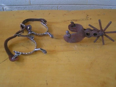 一对 Roping Spurs Twisted Braid Flat 不锈钢 + 1 墨西哥 Rusty Spur 1800 年代 — 第 1/4 张图片