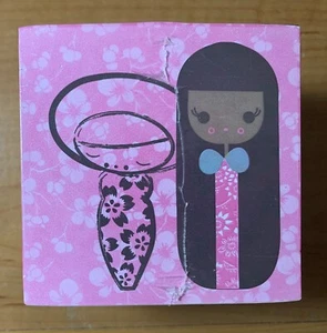 NUEVO Kishi Kishi Japonés Paperchase Papel Memo Cubo Bloque 3.5x3.5 en 750 hojas - Imagen 1 de 5